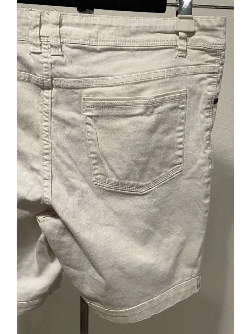 Faded Glory Womens Size 16 Shorts Stretch 40X10” Highrise Stretch
